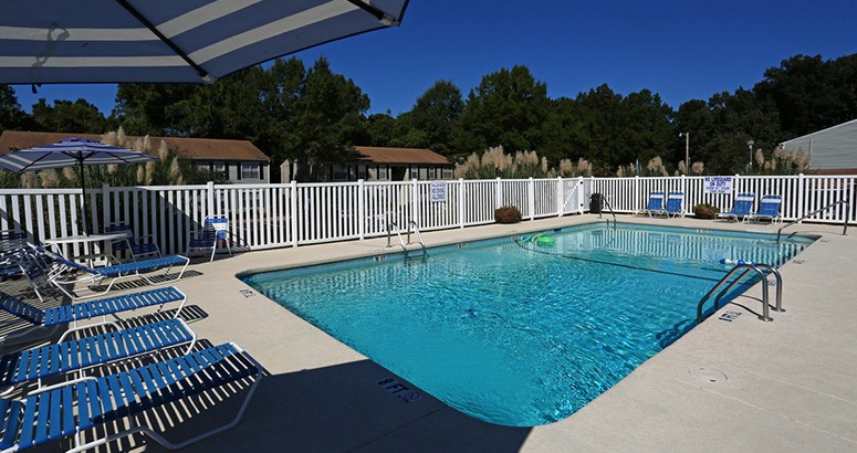 autumn ridge apartments pools