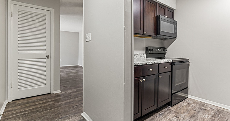 apartment-bent-oak-11