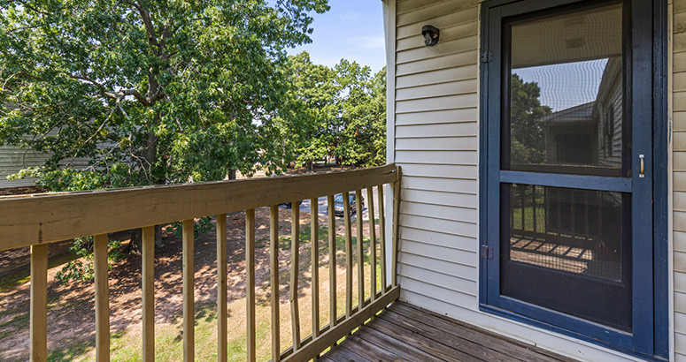 apartment-bent-oak-18