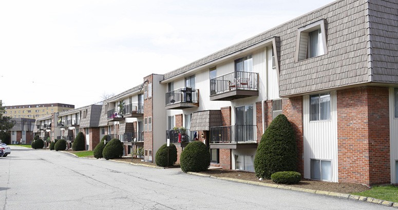 cedar ridge luxury apartments Monroeville, PA