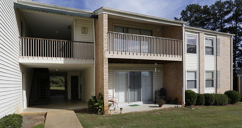 meadow green townhomes